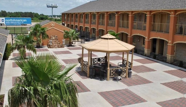 Executive Inn
