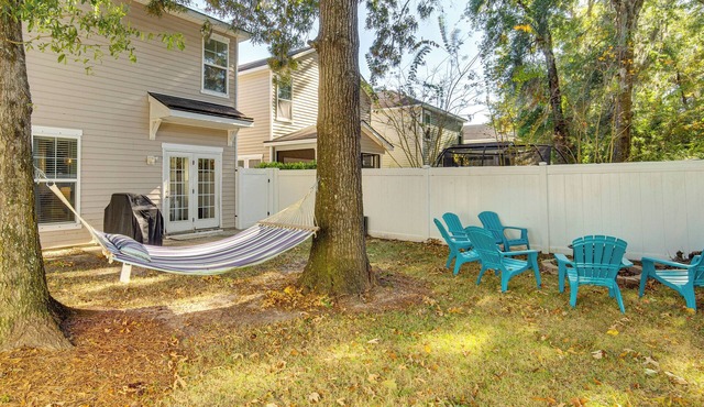 Explore Beaches & May River! Family Bluffton Home