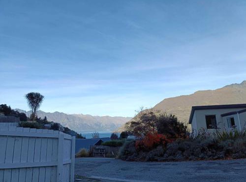 Fernhill Hideaway - Queenstown Mountain Serenity