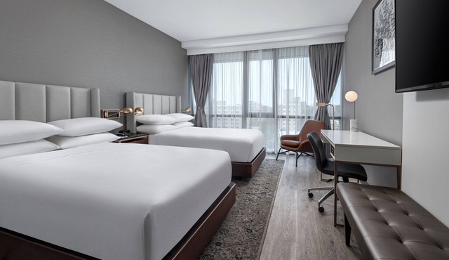 Four Points by Sheraton Flushing