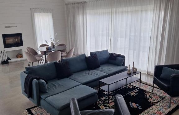 Fräscht, spatiöst hus