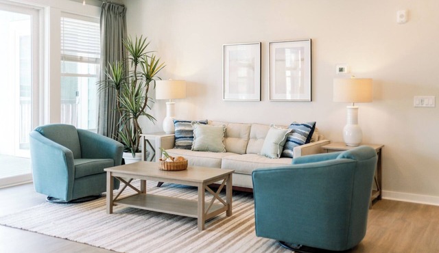 Gilded Garnet - Spacious 3BR Corner Unit, Sunset Views, Near Beach