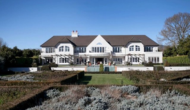 Gorgeous Accommodation for a Lake Karapiro Getaway near Cambridge, North Island