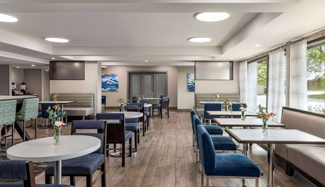 Hampton Inn Chicago-O'Hare International Airport