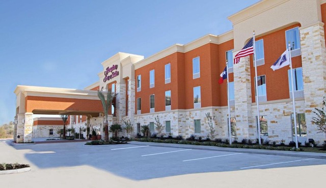 Hampton Inn & Suites Winnie
