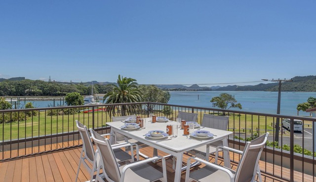 Harbourside Haven - Whangamata Holiday Home