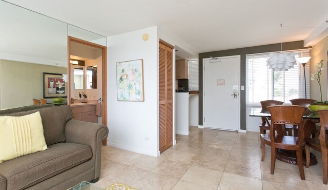 Hawaiian Dream - 8th floor Ocean View w/Full Kitchen