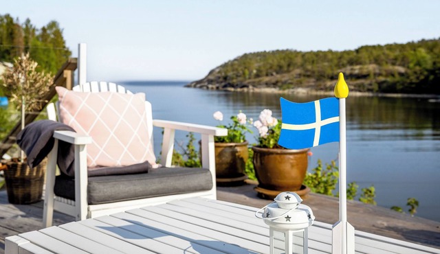 High Coast villa by the sea, with a spectacular view of the sea.
