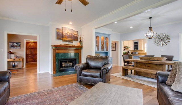 Home in Cimarron National Golf Club w/Hot Tub!