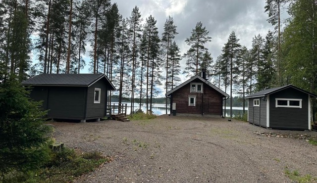 Iloinen Mökki