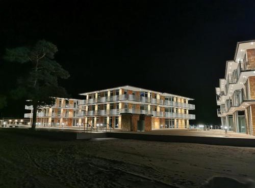 Lägenhet på stranden i Åhus med havsutsikt och bastu samt relax