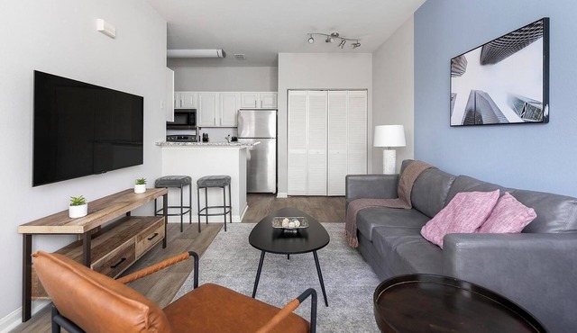 Landing | Modern 1BD, Clubhouse, Gym