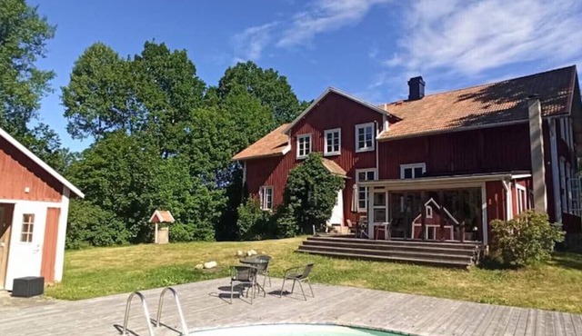 Large, spacious holiday home in a secluded location with winter garden - Hot tub - pool