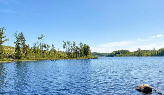 Look forward to a vacation with nature experiences and fishing enjoyment near the Storasjön lake