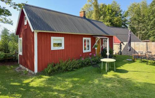 Lovely Home In Löttorp With Wifi