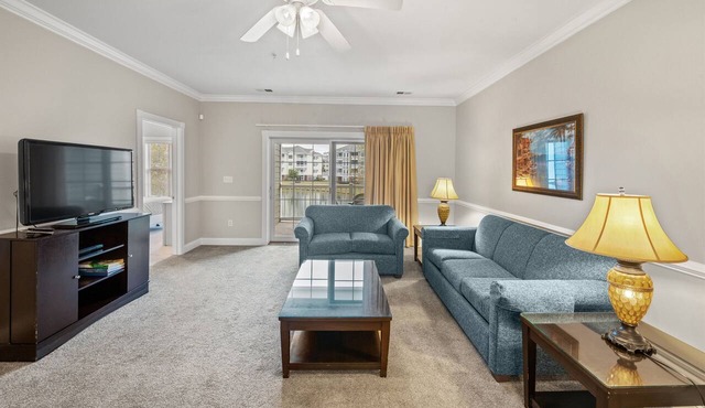 Magnolia Pointe 203 2nd floor w/elevator, pool