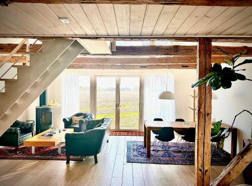 Modern Apartment On Historic Horse Farm