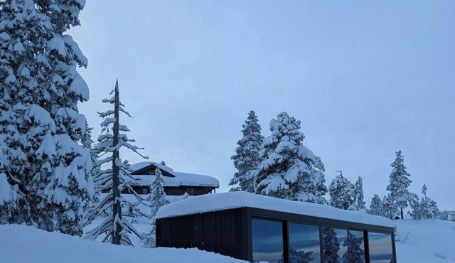Modern cabin by Snøhetta at Blefjell