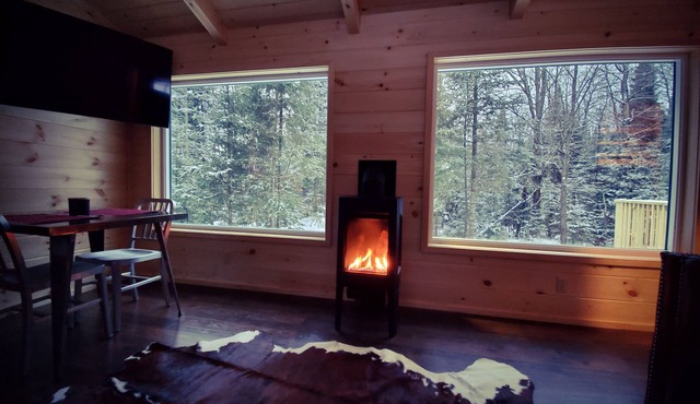Modern Tiny Home Cabin Deux w./Hot Tub next to Titus Mtn Ski & Malone