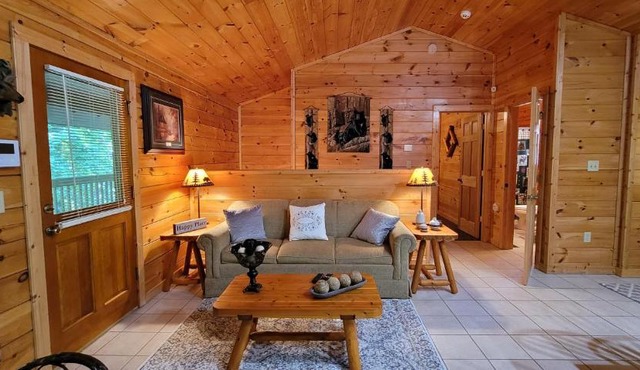 Moose Ridge Cabin