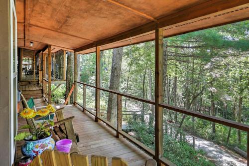 Mountain Rest Cottage w/Gas Fireplace!