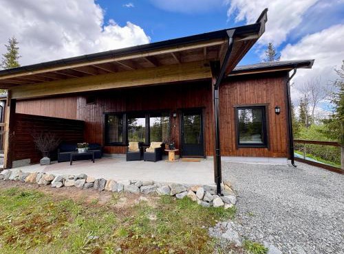 Mountain Stable Apartment Beito