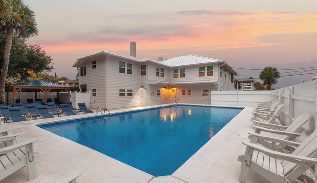 Multi-Unit Home, Steps to the Beach, Pool Access