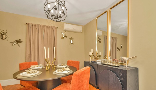 NEW! Upscale Private 3 Bed, Free Parking, W&D, Near MBTA, Backyard