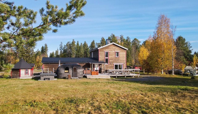 Nice home in Arvidsjaur with sauna