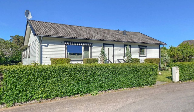 Nice home in Borgholm with WiFi