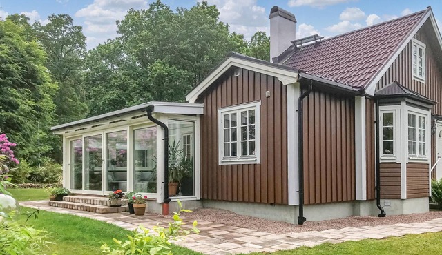 Nice home in Halmstad with kitchen