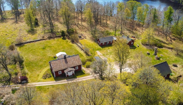 Nice home in Markaryd with WiFi