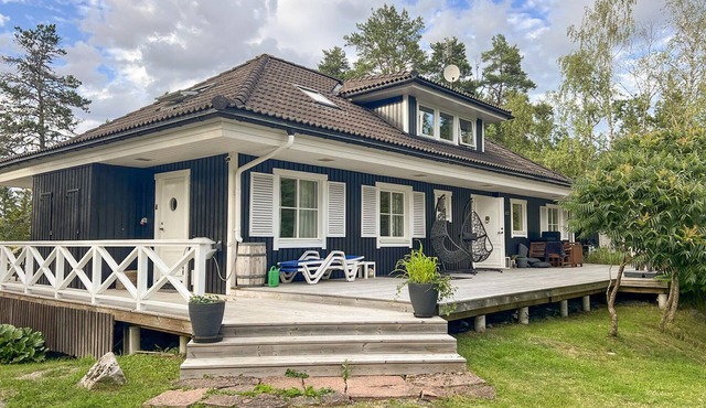 Nice home in Norrtälje with WiFi