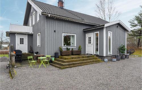 Nice Home In Strömstad With Wifi