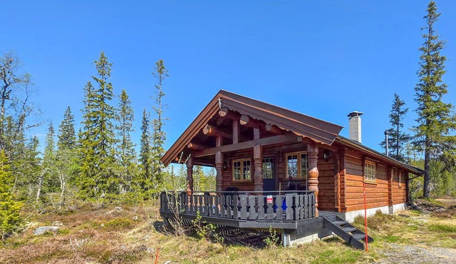Nice home in Tuddal with house a mountain view