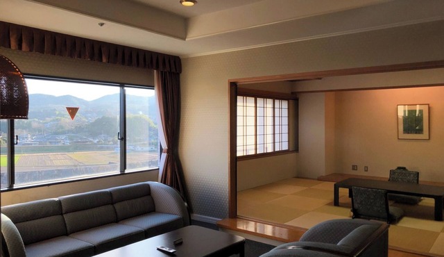 Nonsmoking Family Room 6F Free Breakfast/Tsuyama Okayama