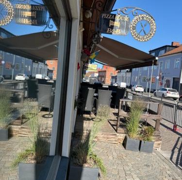 Pizza House Bed Simrishamn