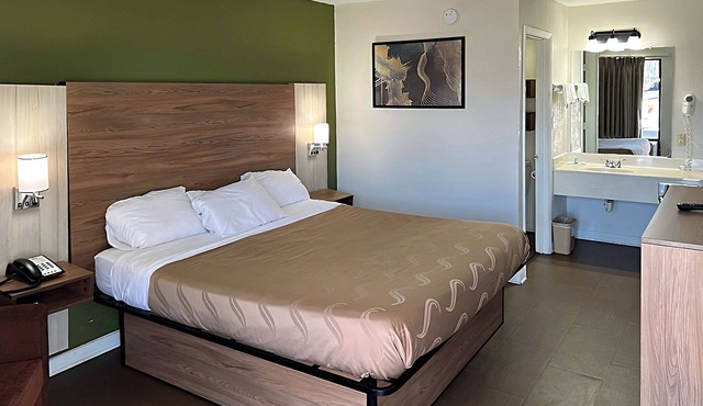 Quality Inn Thomson