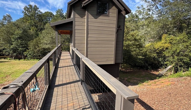 Riverside Treehouse Resort in Central,SC 8 miles from Clemson University