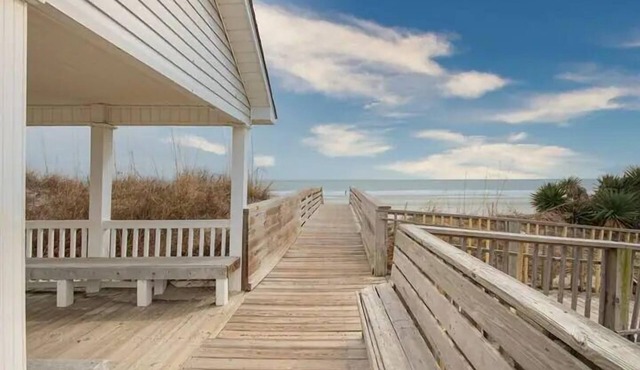 Sandpebble Cottage