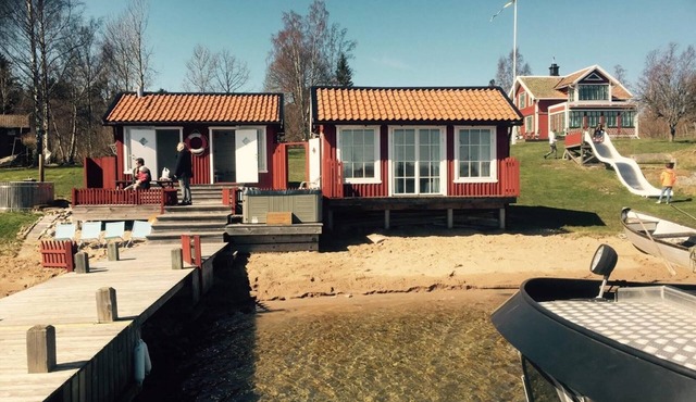 Seafront poolvilla in beatiful Stockholm