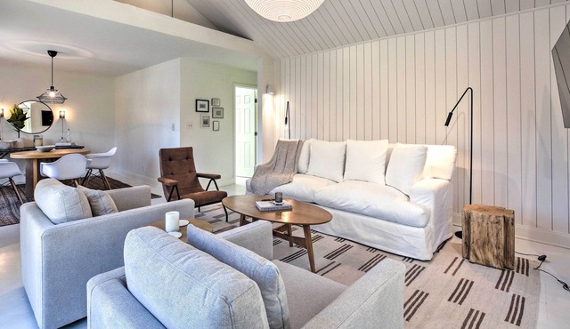 Sleek & Chic Alpharetta Escape, 2 Mi to Dtwn!