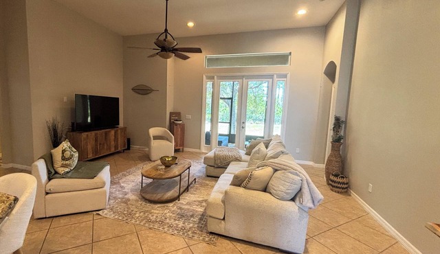 Spacious 4BR Retreat 2 Master suites near Disney. Perfect for families