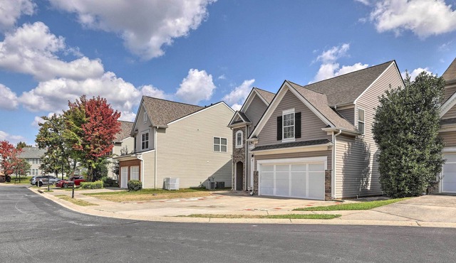 Spacious Duluth Retreat ~ 20 Mi to Atlanta!