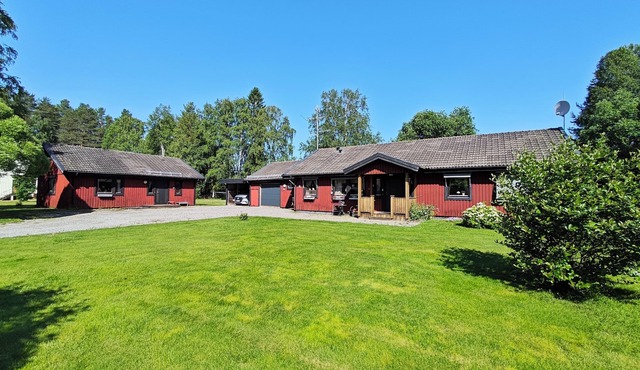 Spacious villa in idyllic fishing village, Västerbotten