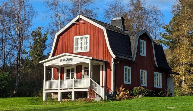 Timeless, Elegant & Charming farm villa from 1909.