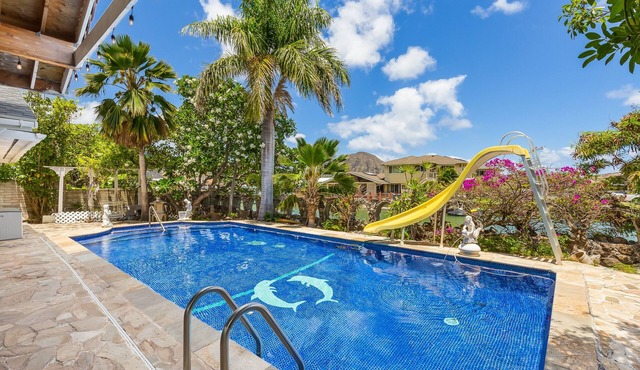 Tranquil Marina Front Pool House Resort