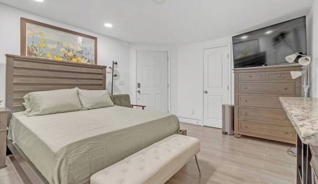 Tropical Delight Studio Suite