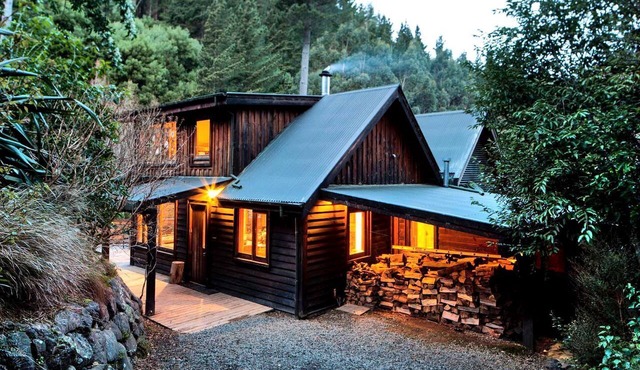 Unique Off-Grid Little River Accommodation Ideal for a South Island Getaway on the Banks Peninsula