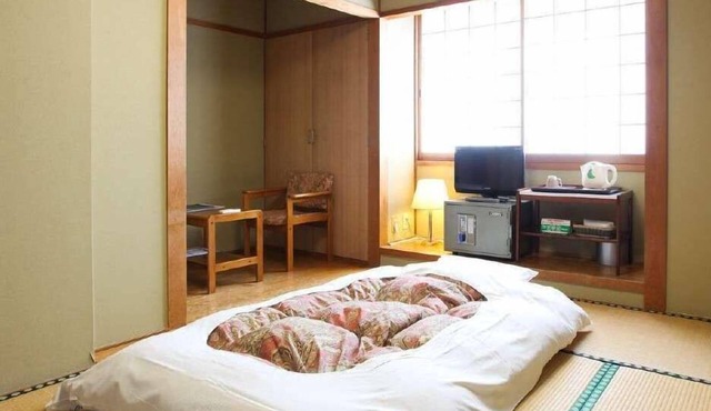 Uwajima Terminal Hotel